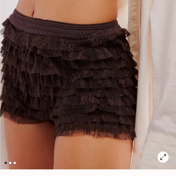 Free People Ruffled Lace Shorts - Picture 5 of 5